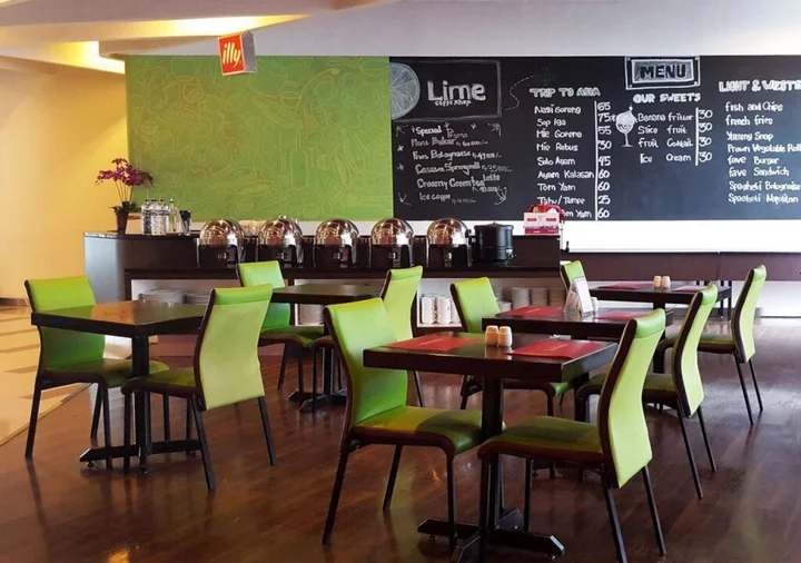 Джакарта: favehotel Pluit Junction