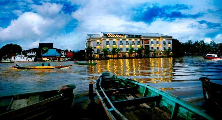 Банджармасин: Hotel Victoria River View