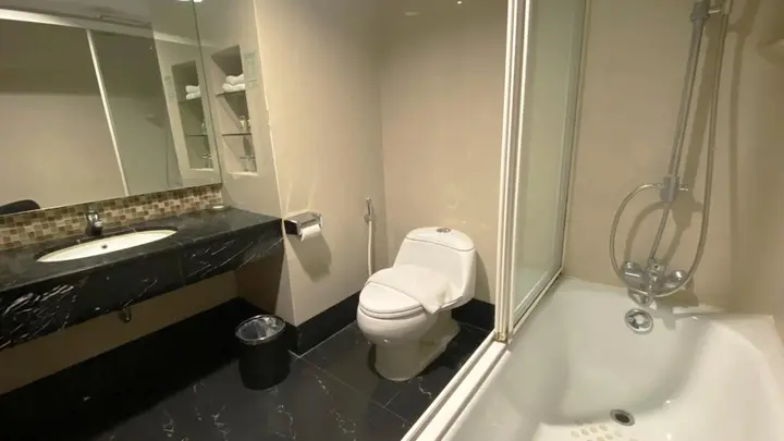 Медан: Emerald Garden International Hotel
