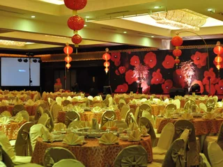 Медан: Emerald Garden International Hotel
