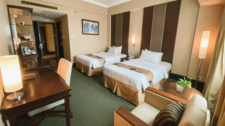 Медан: Emerald Garden International Hotel