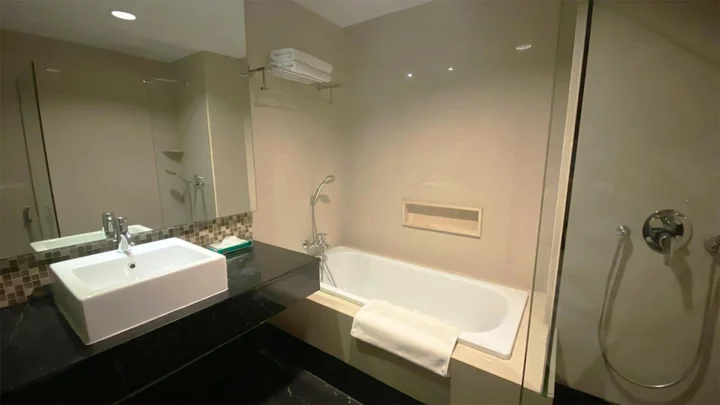 Медан: Emerald Garden International Hotel