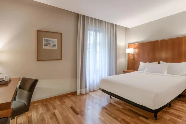 Джакарта: M Hotel