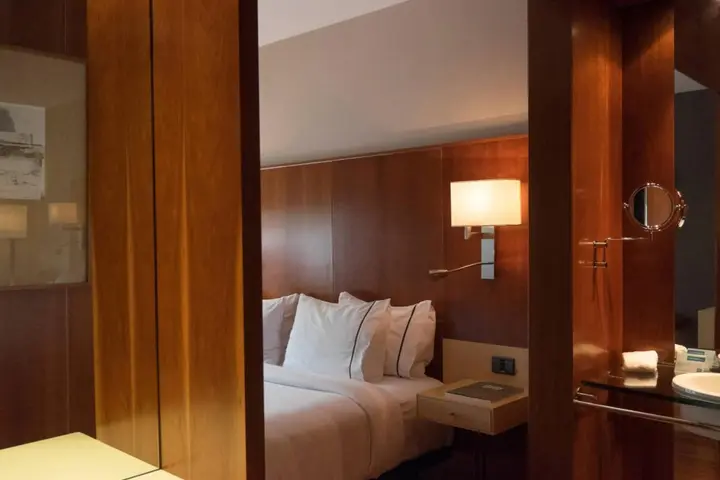 Джакарта: M Hotel