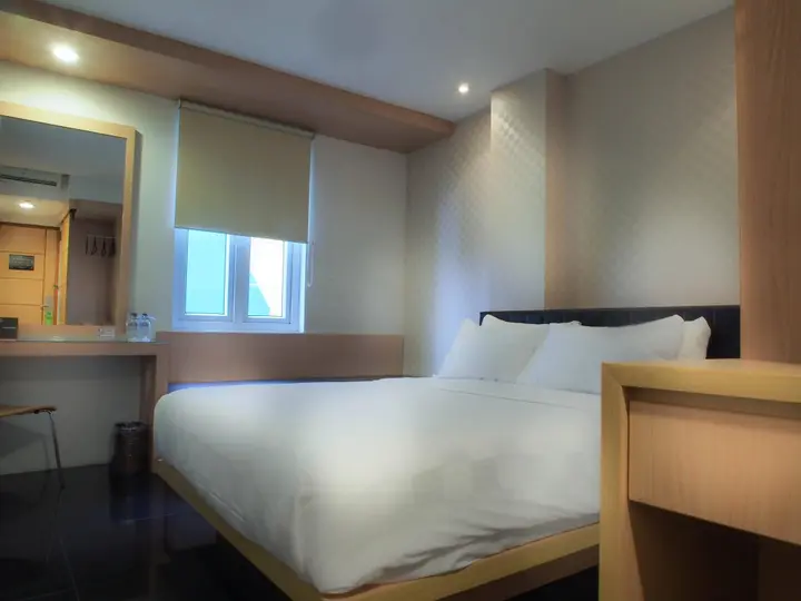 Джакарта: M Hotel