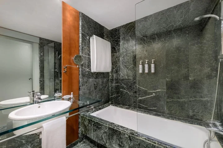 Джакарта: M Hotel