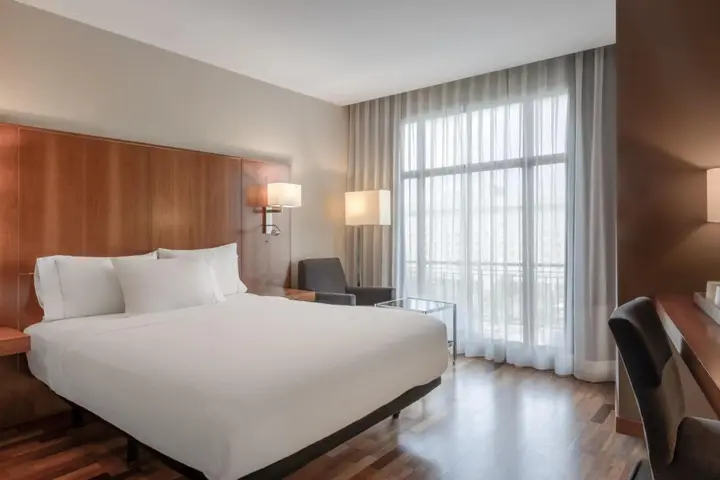 Джакарта: M Hotel