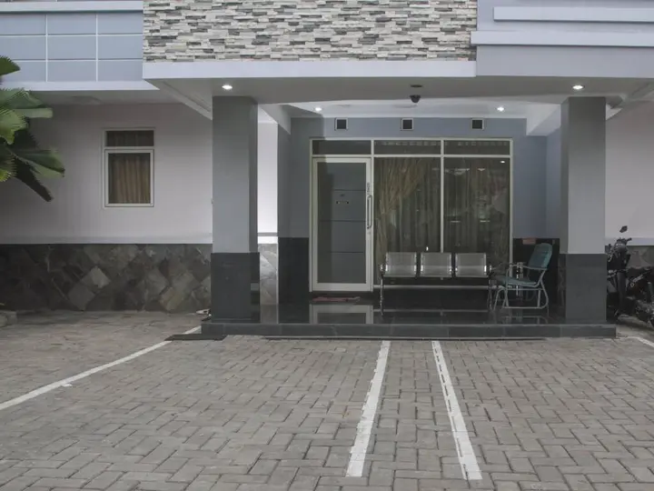 Джакарта: House of Arsonia Bougainvillea