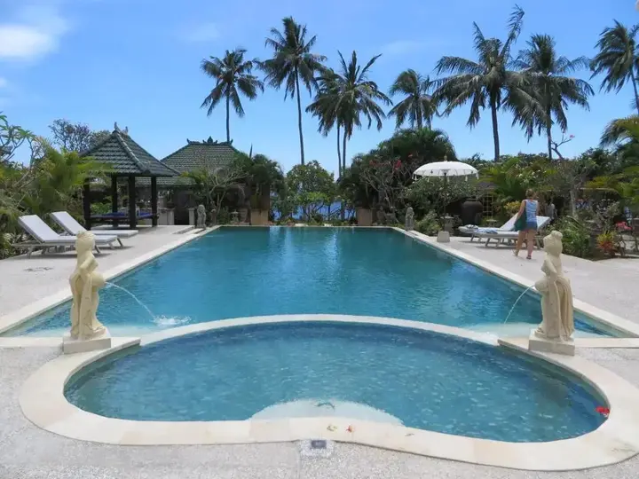 Тембок: Poinciana Resort Bali