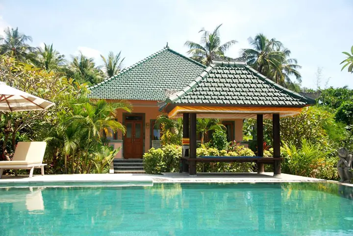 Тембок: Poinciana Resort Bali
