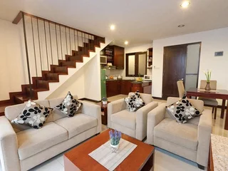 Джакарта: M Residence Menteng