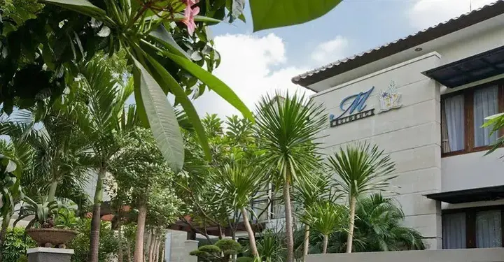 Джакарта: M Residence Menteng
