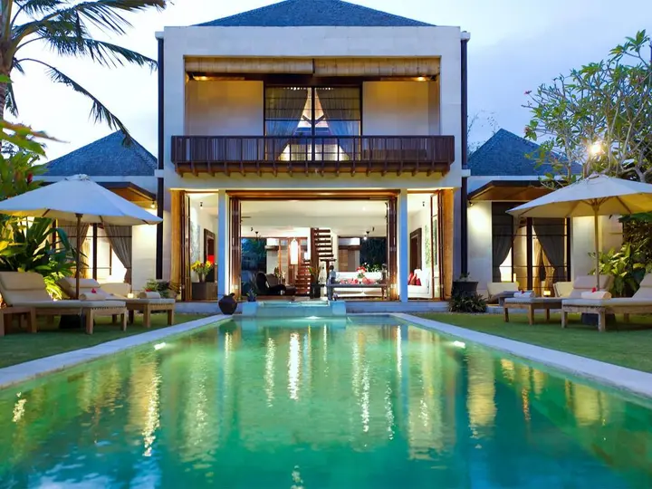 Сукавати: Majapahit Beach Villas