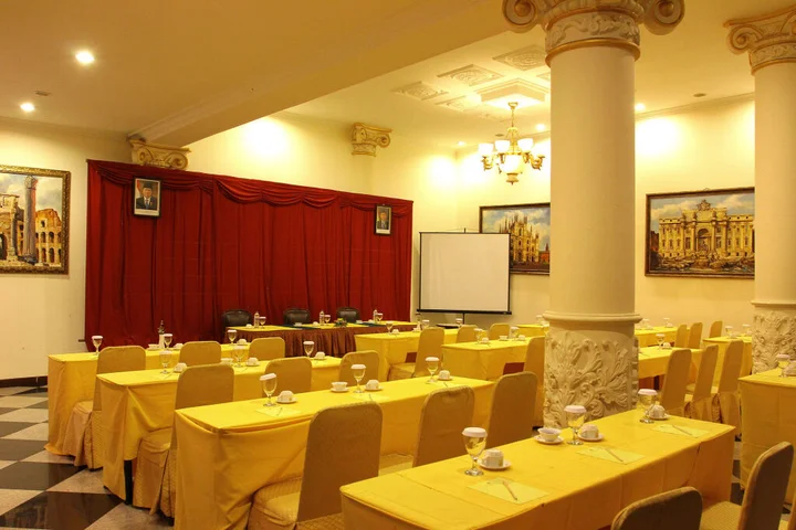 Маланг: The Grand Palace Hotel Malang