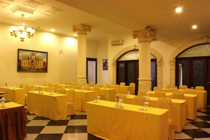 Маланг: The Grand Palace Hotel Malang