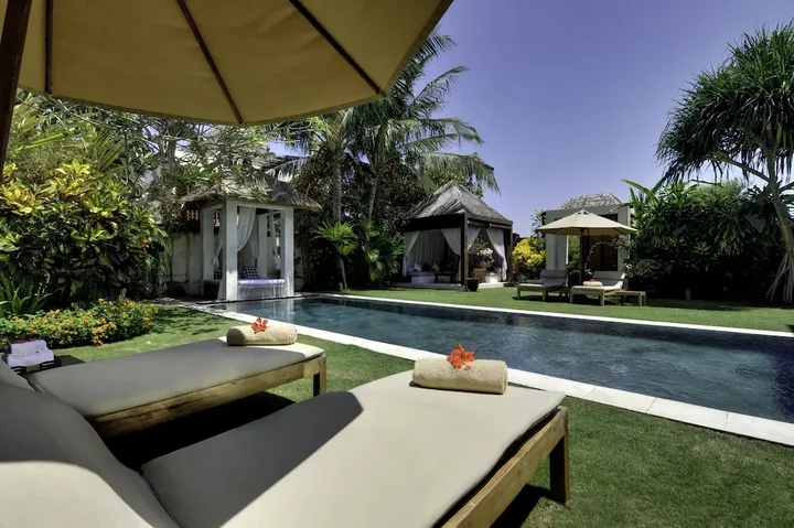 Сукавати: Majapahit Beach Villas by Nakula