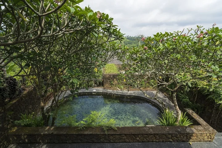 Тембок: Awan Biru Resort