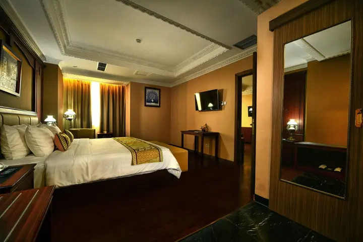 Батуретно: The Rich Jogja Hotel