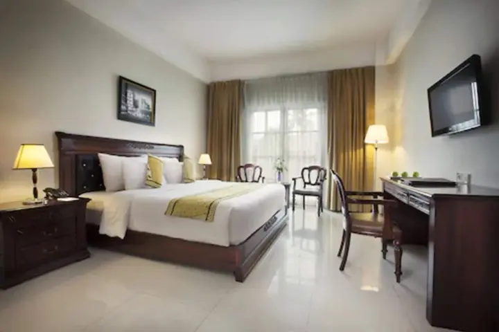 Батуретно: The Rich Jogja Hotel