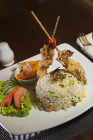 Батуретно: The Rich Jogja Hotel