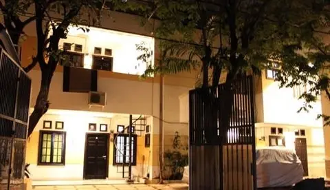 Джакарта: Lagura Residence