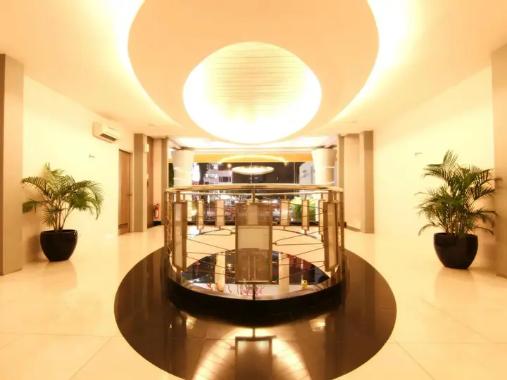 Джакарта: My Hotel