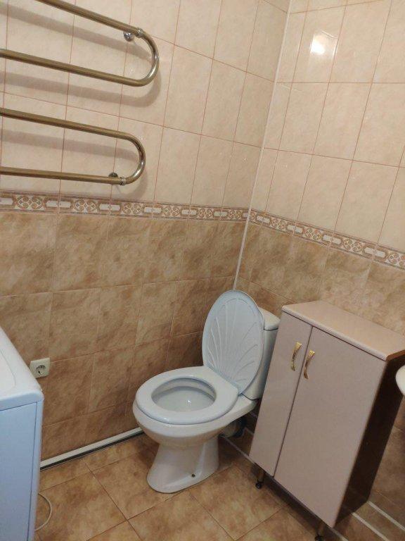 Симферополь: Апартаменты на Ростовской