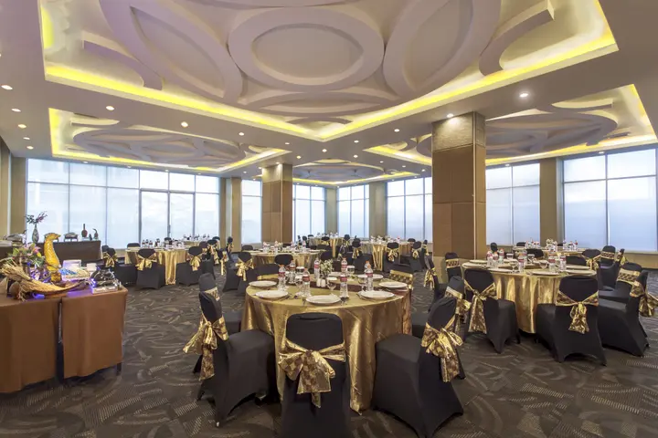 Сукохарджо: Отель Favehotel Solo Baru