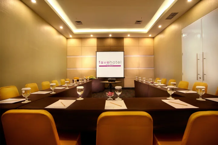 Сукохарджо: Отель Favehotel Solo Baru