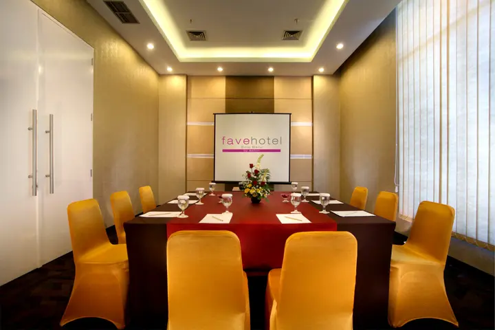 Сукохарджо: Отель Favehotel Solo Baru