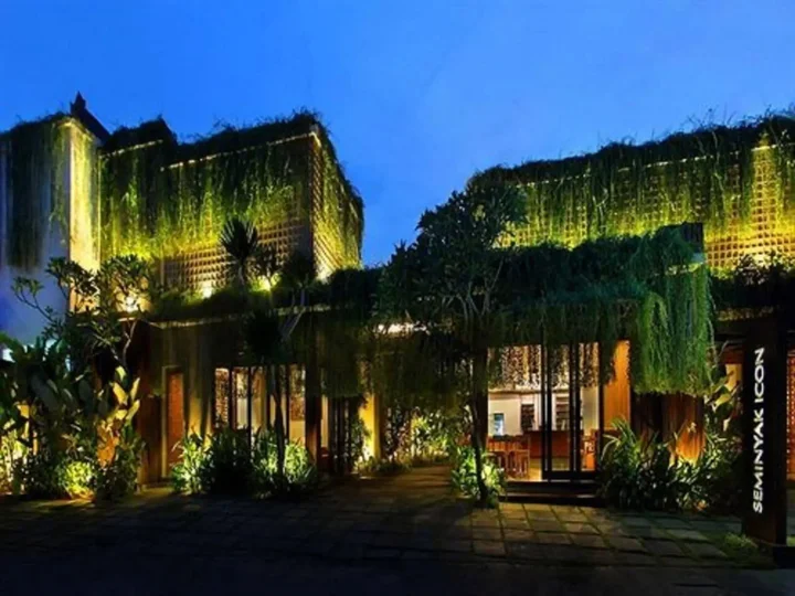 Кута: SEMINYAK ICON by Karaniya Experience