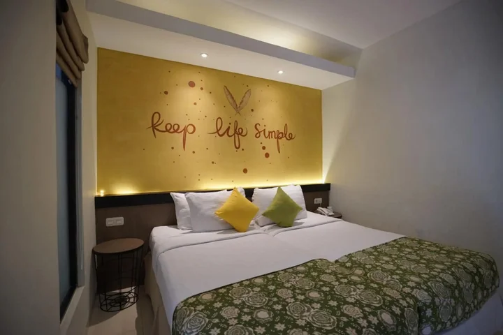 Магеланг: Hotel Sriti