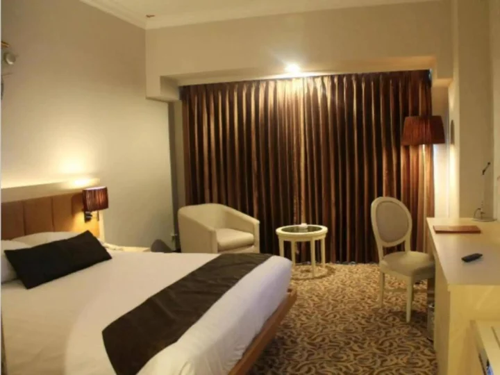 Сурабая: Verwood Hotel & Serviced Residence