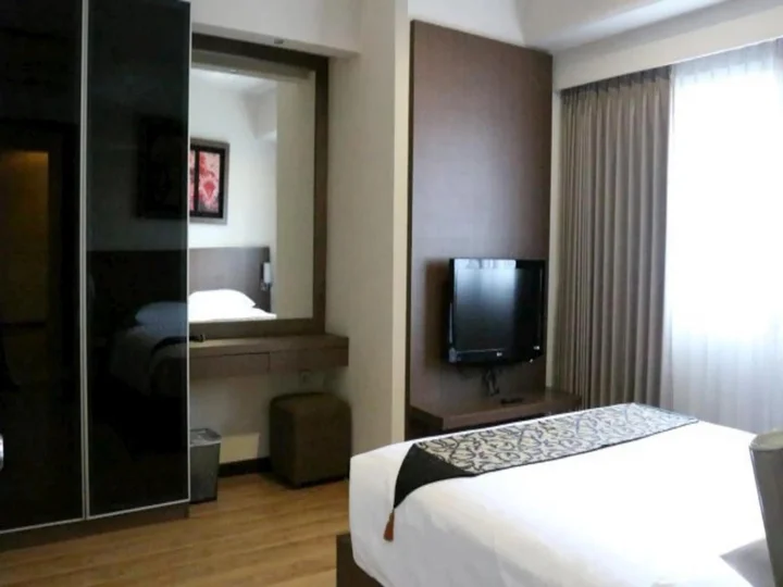 Сурабая: Verwood Hotel & Serviced Residence