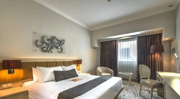 Сурабая: Verwood Hotel & Serviced Residence