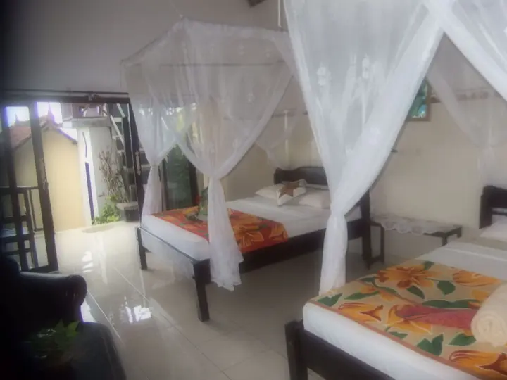 Бунутан: Titi Sedana Homestay