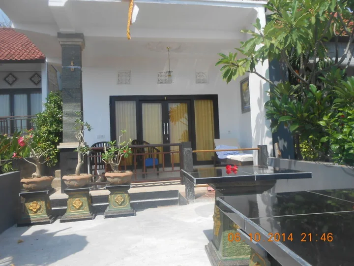 Бунутан: Titi Sedana Homestay
