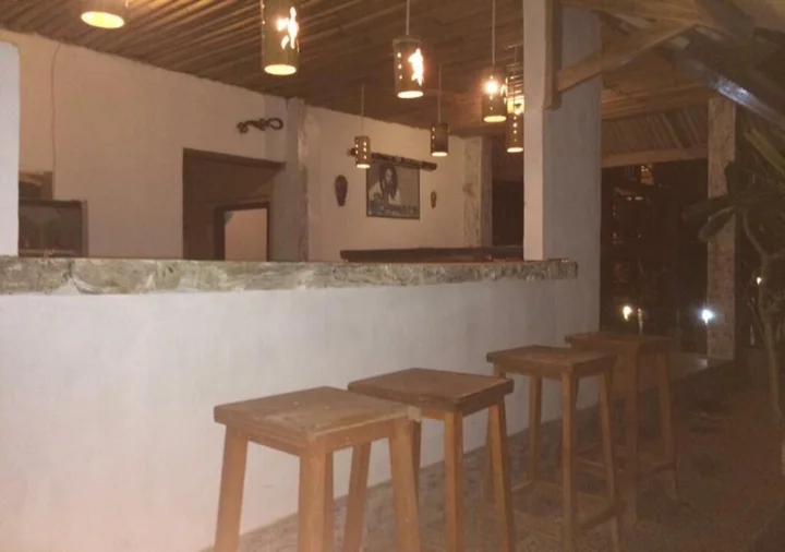 Гили Траванган: Coral Voice Homestay & Bar