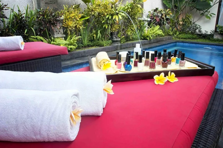 Кута: De'bharata Bali Villas Seminyak