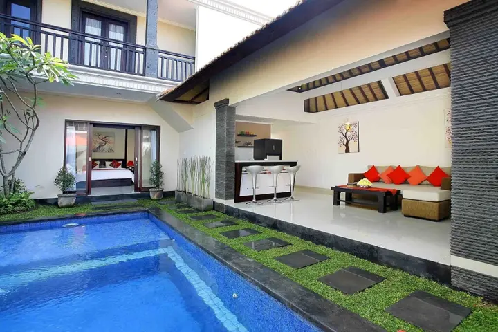 Кута: De'bharata Bali Villas Seminyak