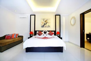 Кута: De'bharata Bali Villas Seminyak