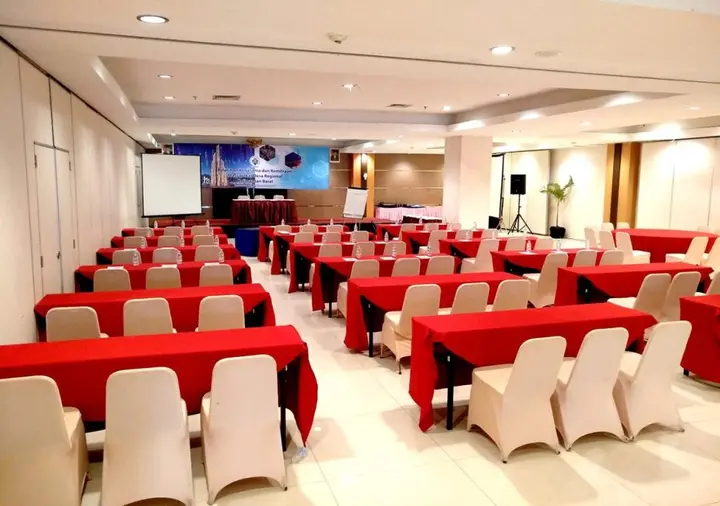 Понтианак: Transera Hotel Pontianak