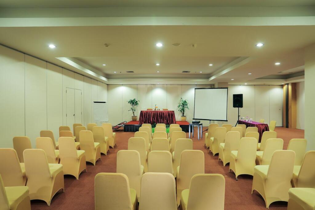 Понтианак: Transera Hotel Pontianak