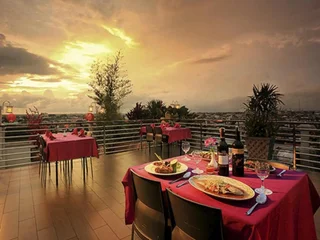 Понтианак: Transera Hotel Pontianak