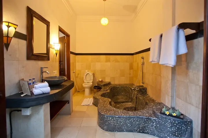 Чангу: The Junno Villa