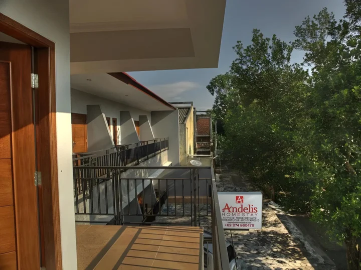 Депок: Andelis Homestay