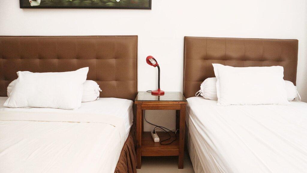 Депок: Andelis Homestay