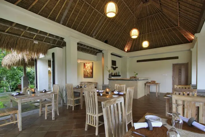 Тембок: Puri Sebatu Resort