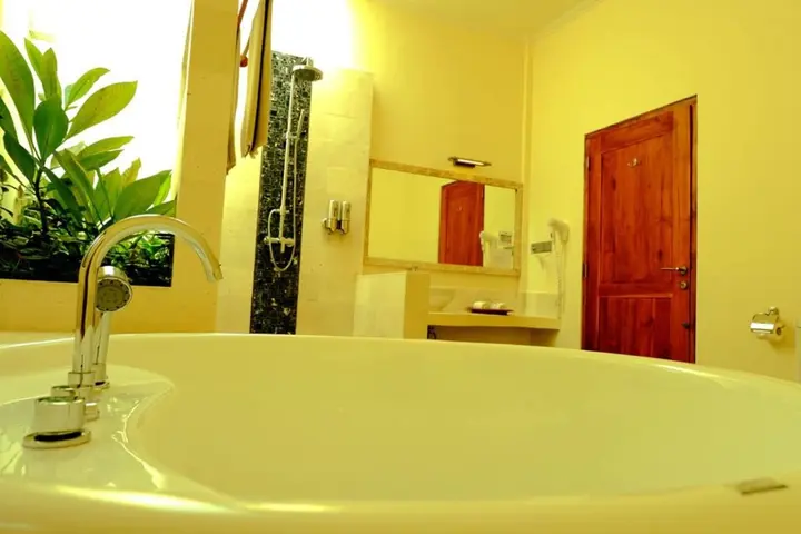 Лабуан-Баджо: Puri Sari Beach Hotel