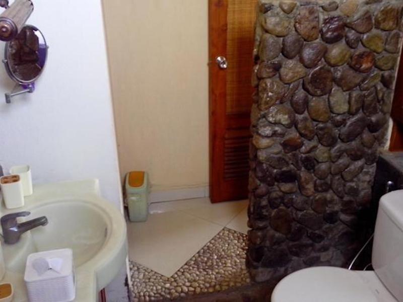 Семаранг: Guest House Djojonagoro